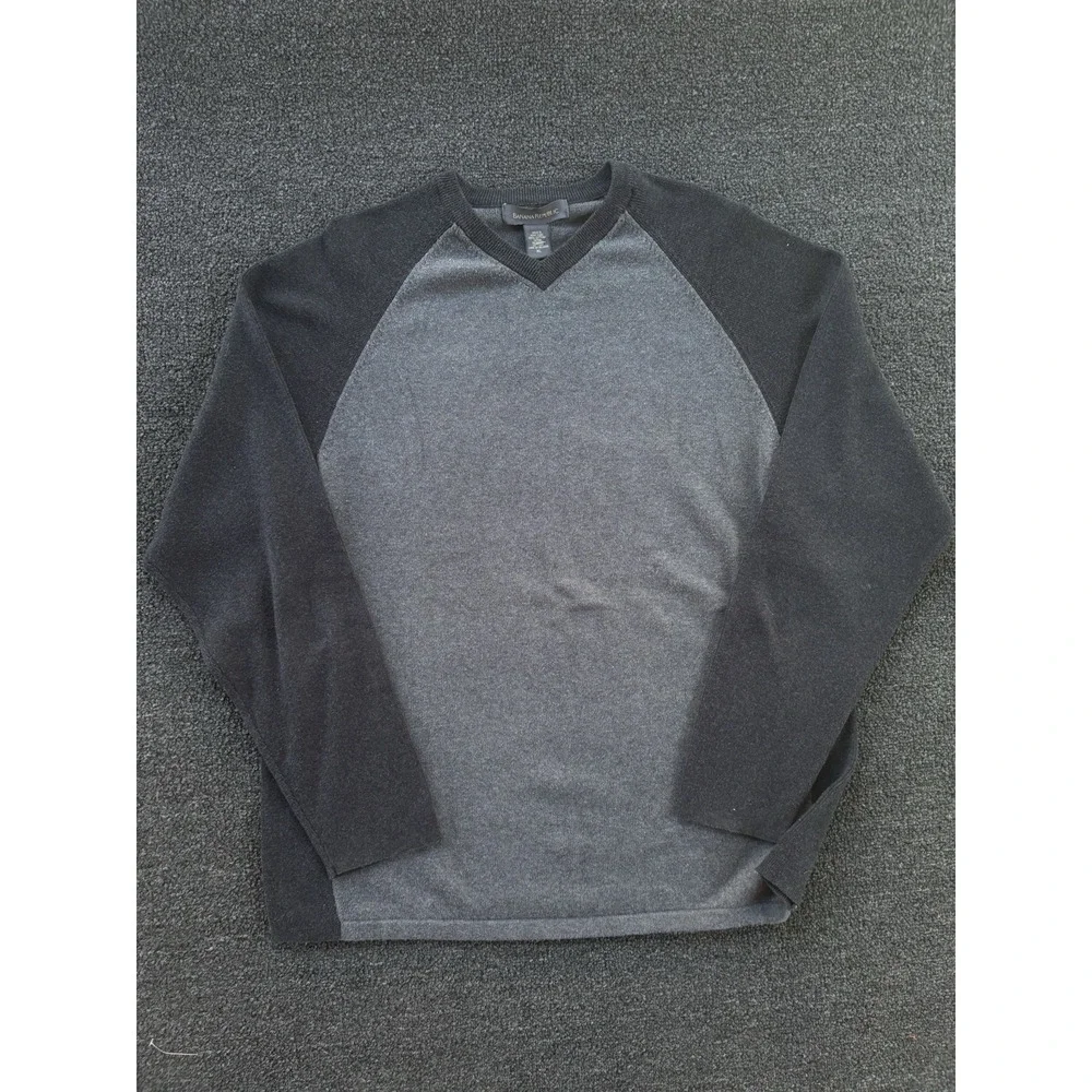 Banana Republic Mens V-Neck Sweater XL Gray Black Two-Tone Cotton Hong Kong